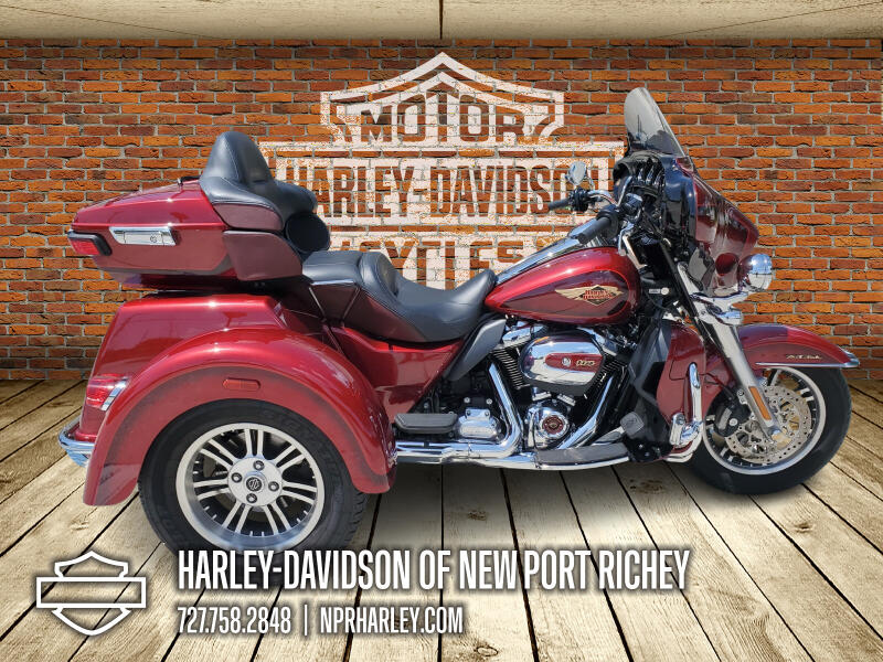 FLHTCUTGANV 2023 Tri Glide® Ultra - CERTIFIED PREOWNED HARLEY DAVIDSON!!