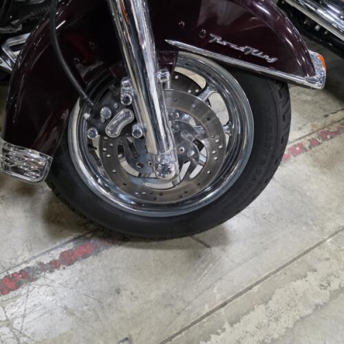 2005 Harley-Davidson® Road King® FLHRI thumb 3