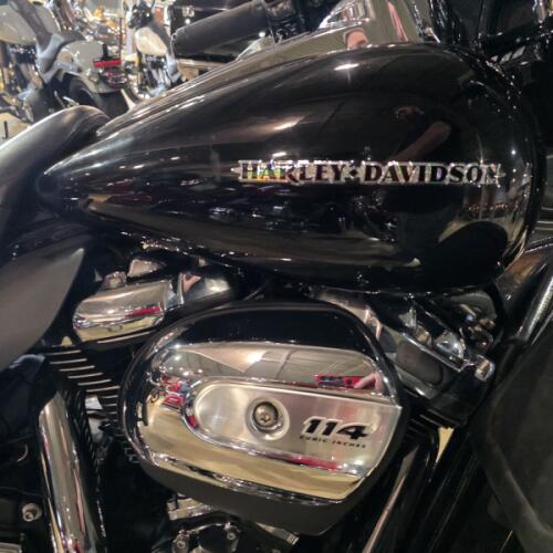 2019 Harley-Davidson® Ultra Limited FLHTK thumb 2