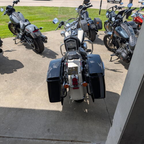2013 Harley-Davidson® Softail® Deluxe thumb 2