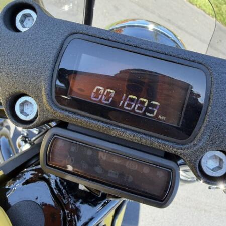 2023 Harley-Davidson® Street Bob® 114 Industrial Yellow thumb 2