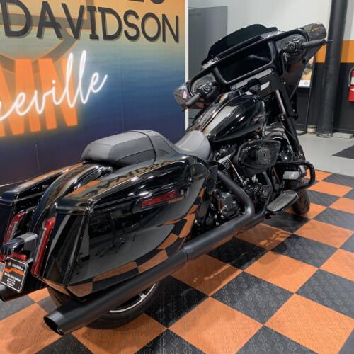 2026 Harley-Davidson Street Glide FLHX thumb 3