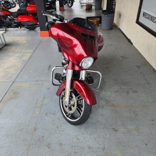 FLHXS 2017 Street Glide® Special thumb 3