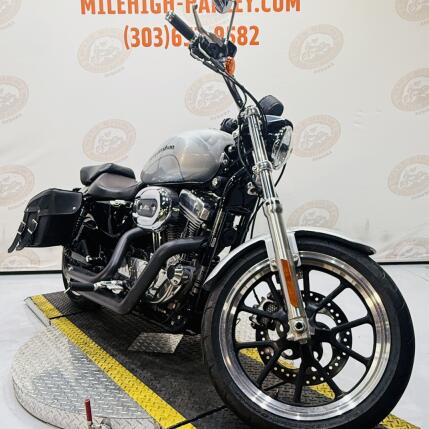 2015 SuperLow® XL 883L thumb 1