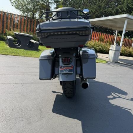 2022 Harley-Davidson® Road Glide® Limited Gunship Grey - Black Finish thumb 1