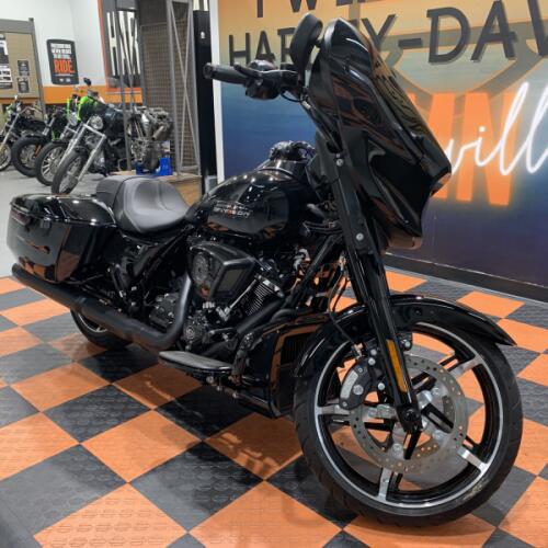 2026 Harley-Davidson Street Glide FLHX thumb 2
