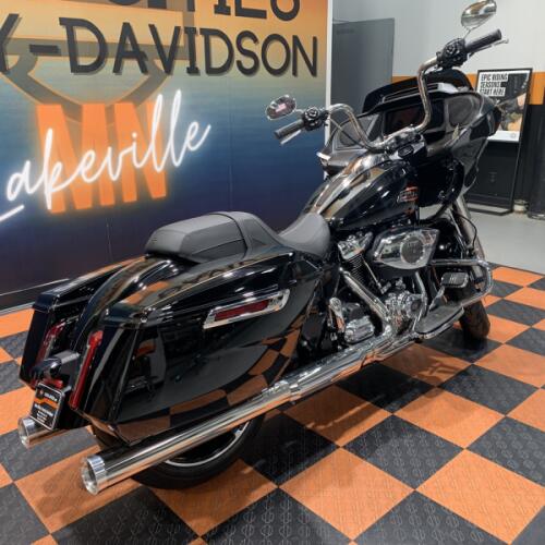 2026 Harley-Davidson Road Glide FLTRX thumb 3