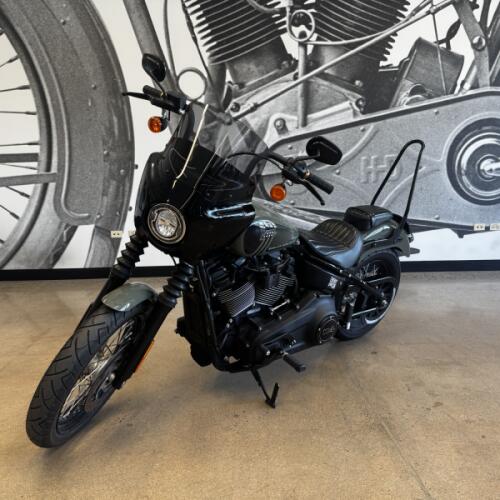 2021 Street Bob® 114 FXBBS thumb 1