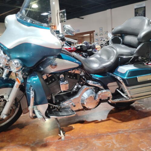 2004 Harley-Davidson® Electra Glide® Ultra Classic® thumb 1