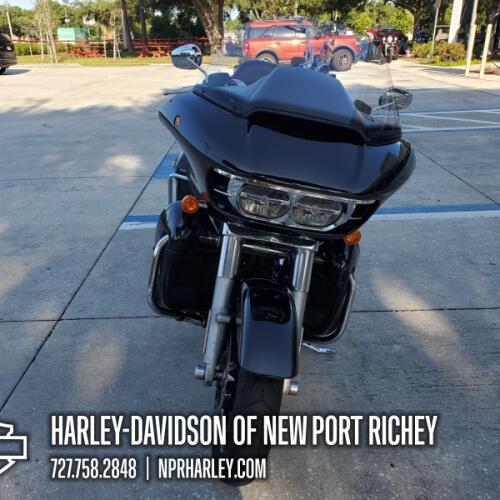 2018 Harley-Davidson® Road Glide® Ultra thumb 3
