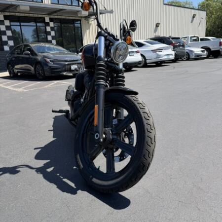 2022 Harley-Davidson® Street Bob® 114 Vivid Black thumb 3