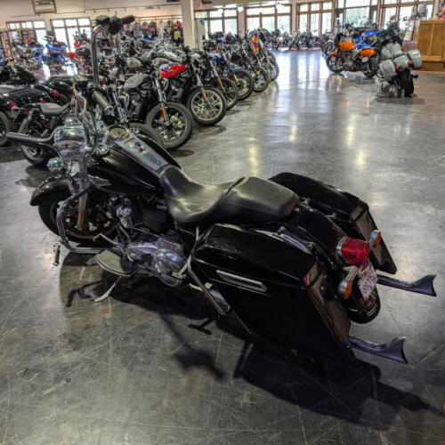 2019 Harley-Davidson® Road King® thumb 2