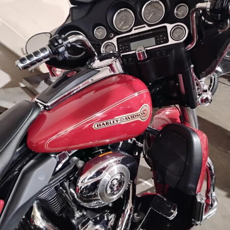 2007 Harley-Davidson® Electra Glide® Ultra Classic® thumb 3