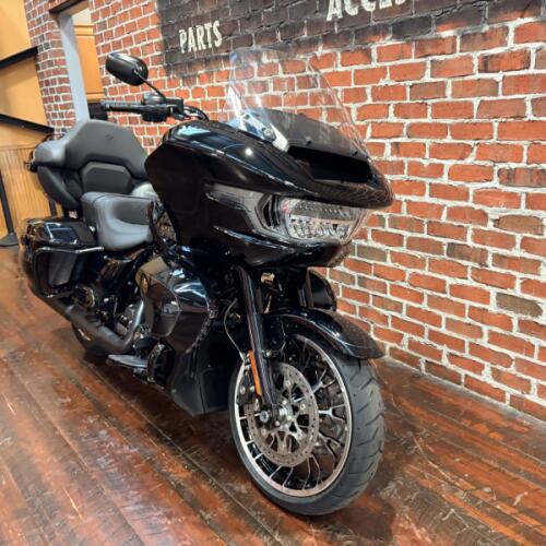 FLTRXL 2026 Road Glide Limited thumb 2