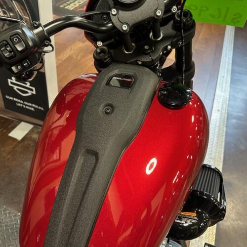 2025 Harley-Davidson® Low Rider® S Brilliant Red thumb 2