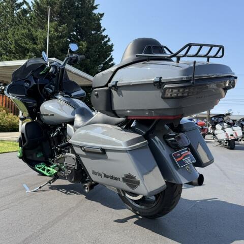 2022 Harley-Davidson® Road Glide® Limited Gunship Grey - Black Finish thumb 0