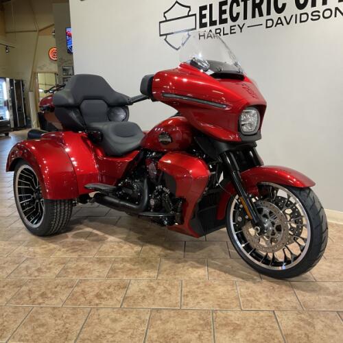 2026 Harley-Davidson® FLHLT Street Glide 3 Limited Brilliant Red Black Trim thumb 1