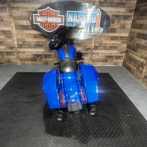 2026 Harley-Davidson® CVO Street Glide ST Electric Coast thumb 1