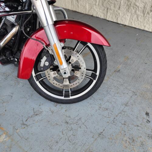 FLHXS 2017 Street Glide® Special thumb 1