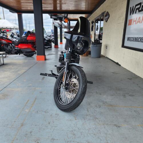 2009 Harley-Davidson® Nightster™ Barracuda Silver Denim/Black Denim thumb 2