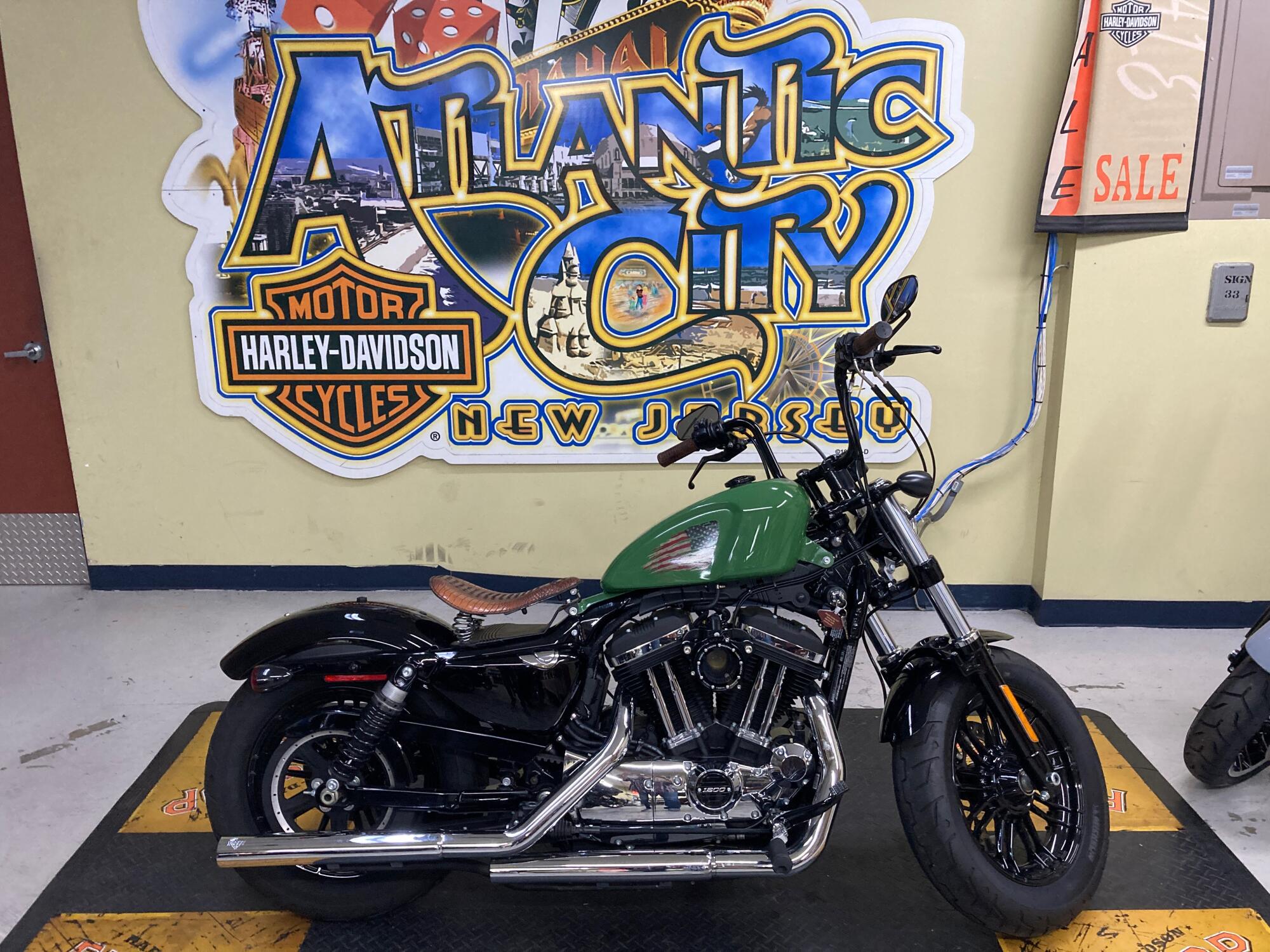 2018 Harley-Davidson® Forty-Eight® Special Vivid Black XL1200XS