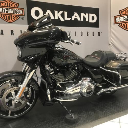 Harley-Davidson® Street Glide® 2026 thumb 2