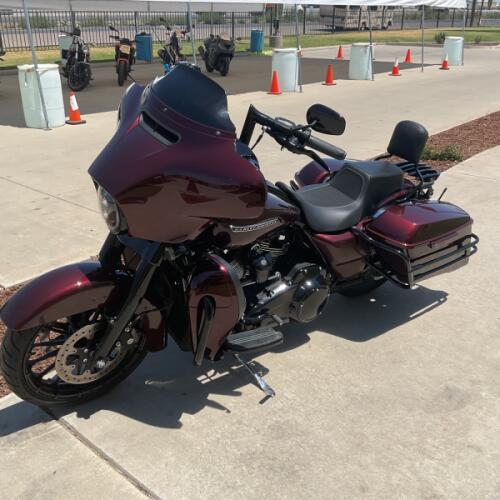 FLHXS 2018 Street Glide® Special thumb 0
