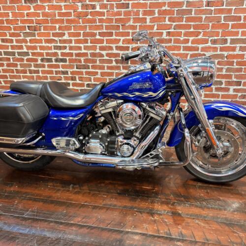 FLHRSE3 2007 Screamin’ Eagle Road King thumb 3