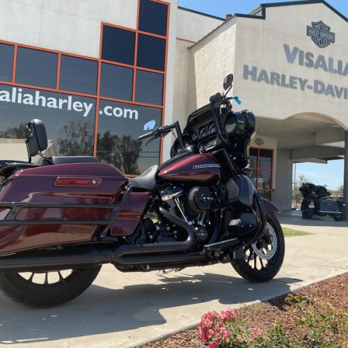 FLHXS 2018 Street Glide® Special thumb 3