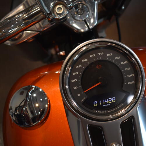 2019 Harley-Davidson® Fat Boy® 114 Scorched Orange/Black Denim thumb 1