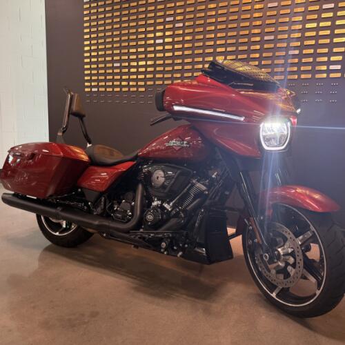 2025 Harley-Davidson® Street Glide® Whiskey Firestorm - Black Finish thumb 1