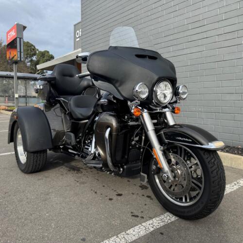 2020 FLHTCUTG TRI GLIDE ULTRA 114ci  thumb 1