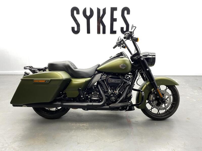 2022 Harley-Davidson FLHRXS Touring Road King Special in Mineral Green Denim