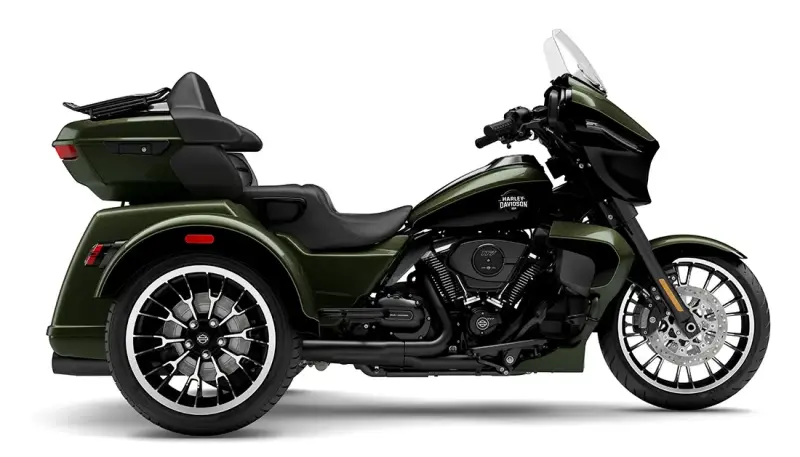 2026 Harley-Davidson® Street Glide 3 Limited Olive Steel Metallic / Vivid Black Black Trim