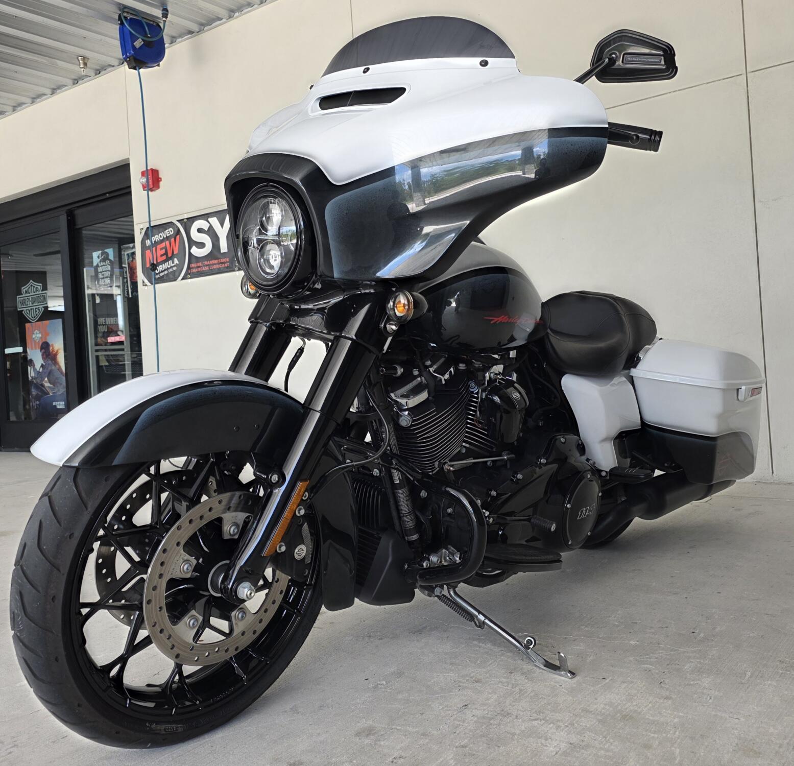 2023 Harley-Davidson® Street Glide® Special CUSTOM PAINT JOB, photo 10