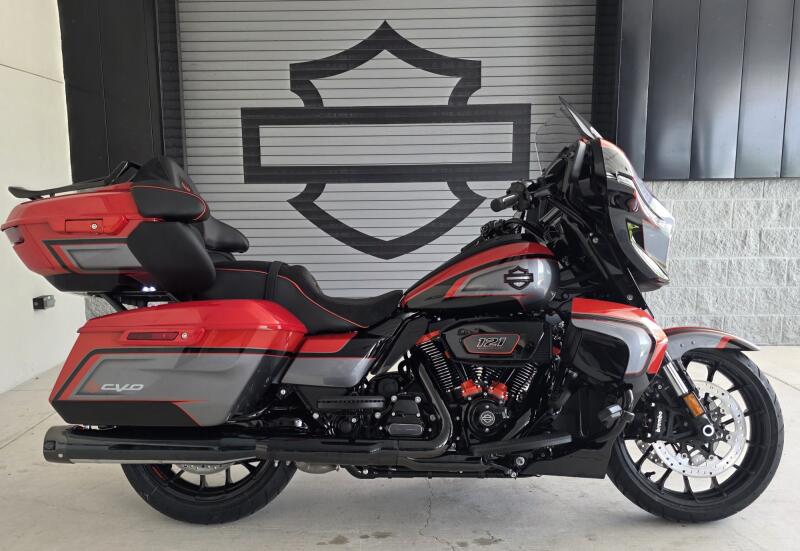 2026 Harley-Davidson® CVO Street Glide Limited Citrus Heat CVO Tri-Tone