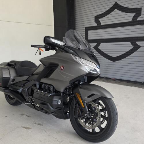 2026 Honda Gold Wing® Matte Silver thumb 3