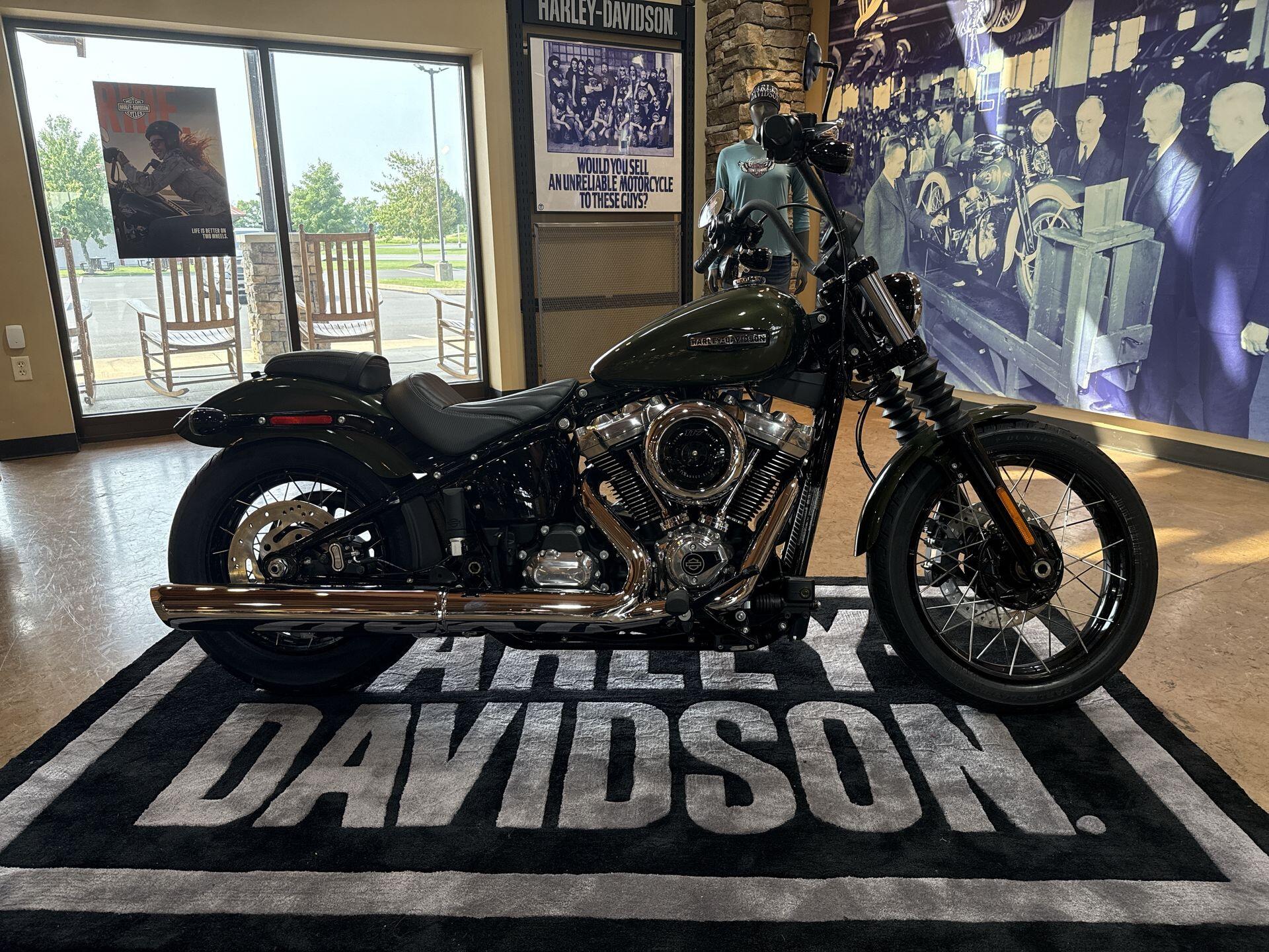 2026 FXBB - Street Bob 