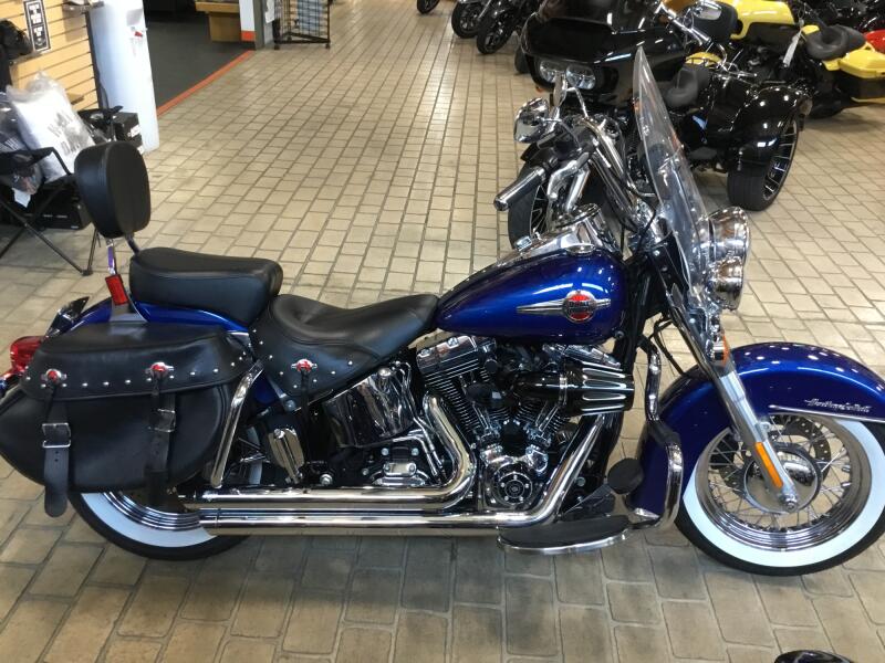 2017 Harley-Davidson® Heritage Softail® Classic Superior Blue