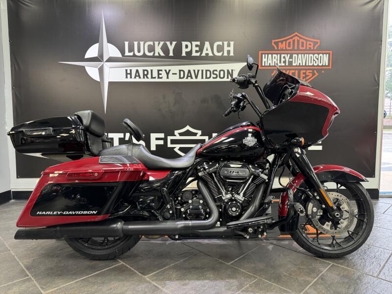 2021 Harley-Davidson® Road Glide® Special Billiard Red/Vivid Black — Black Finish