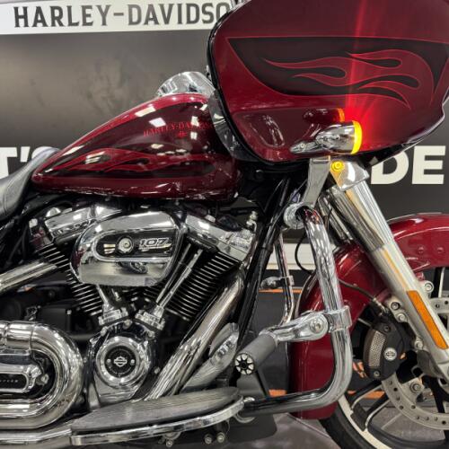 2017 Harley-Davidson® Road Glide® Special Hard Candy Custom™ Hot Rod Red Flake thumb 2