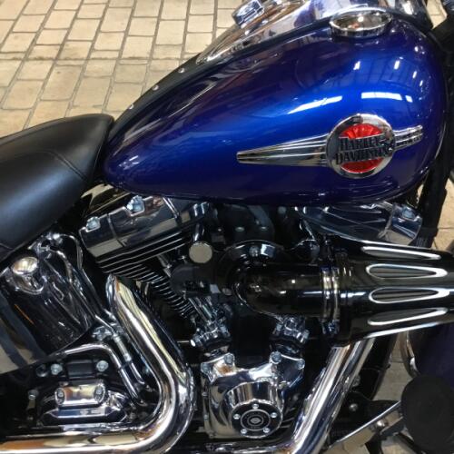 2017 Harley-Davidson® Heritage Softail® Classic Superior Blue thumb 3