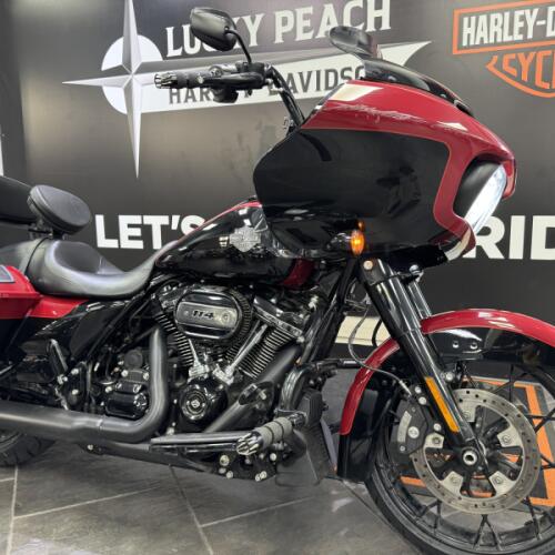 2021 Harley-Davidson® Road Glide® Special Billiard Red/Vivid Black — Black Finish thumb 3