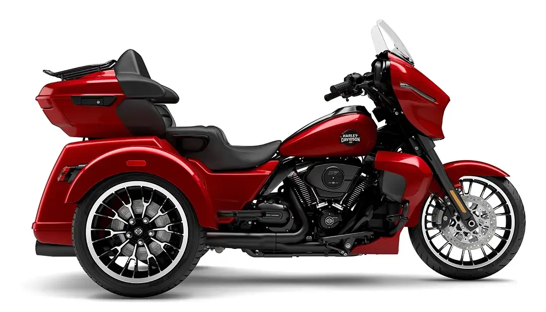 2026 Harley-Davidson® Street Glide 3 Limited Brilliant Red Black Trim FLHLT