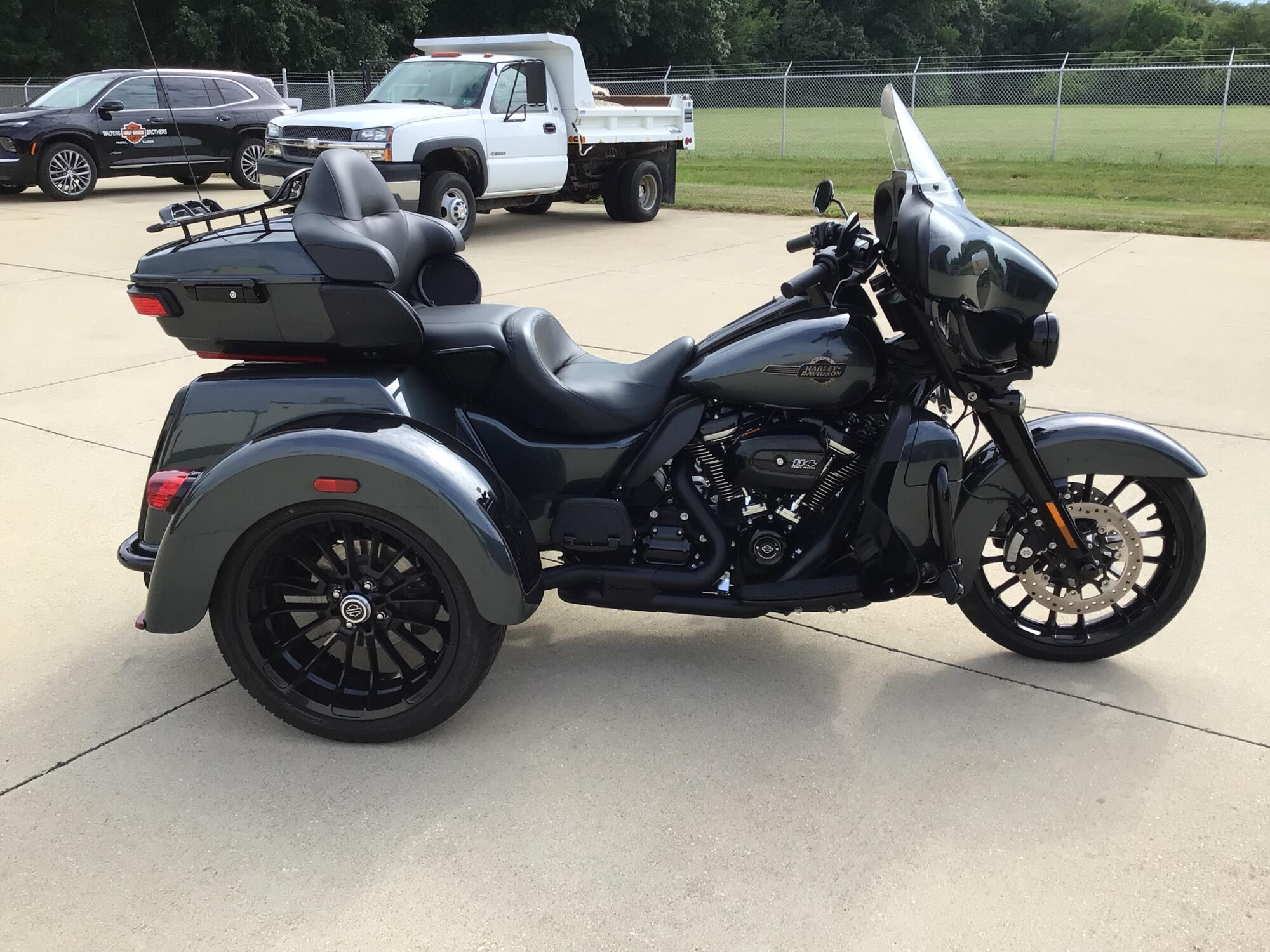 FLHTCUTG 2025 Tri Glide® Ultra