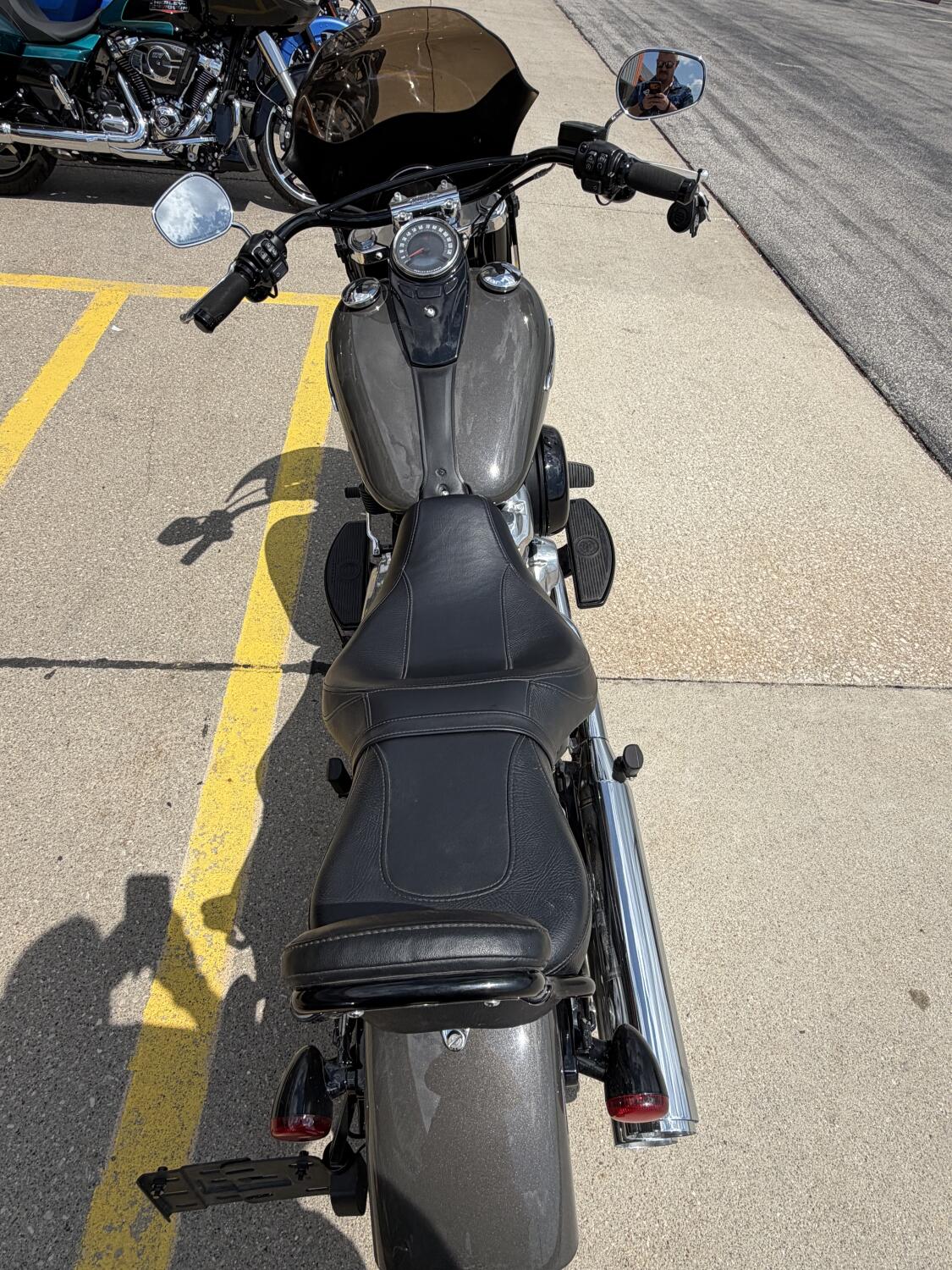 FLSL 2019 Softail Slim®, photo 5
