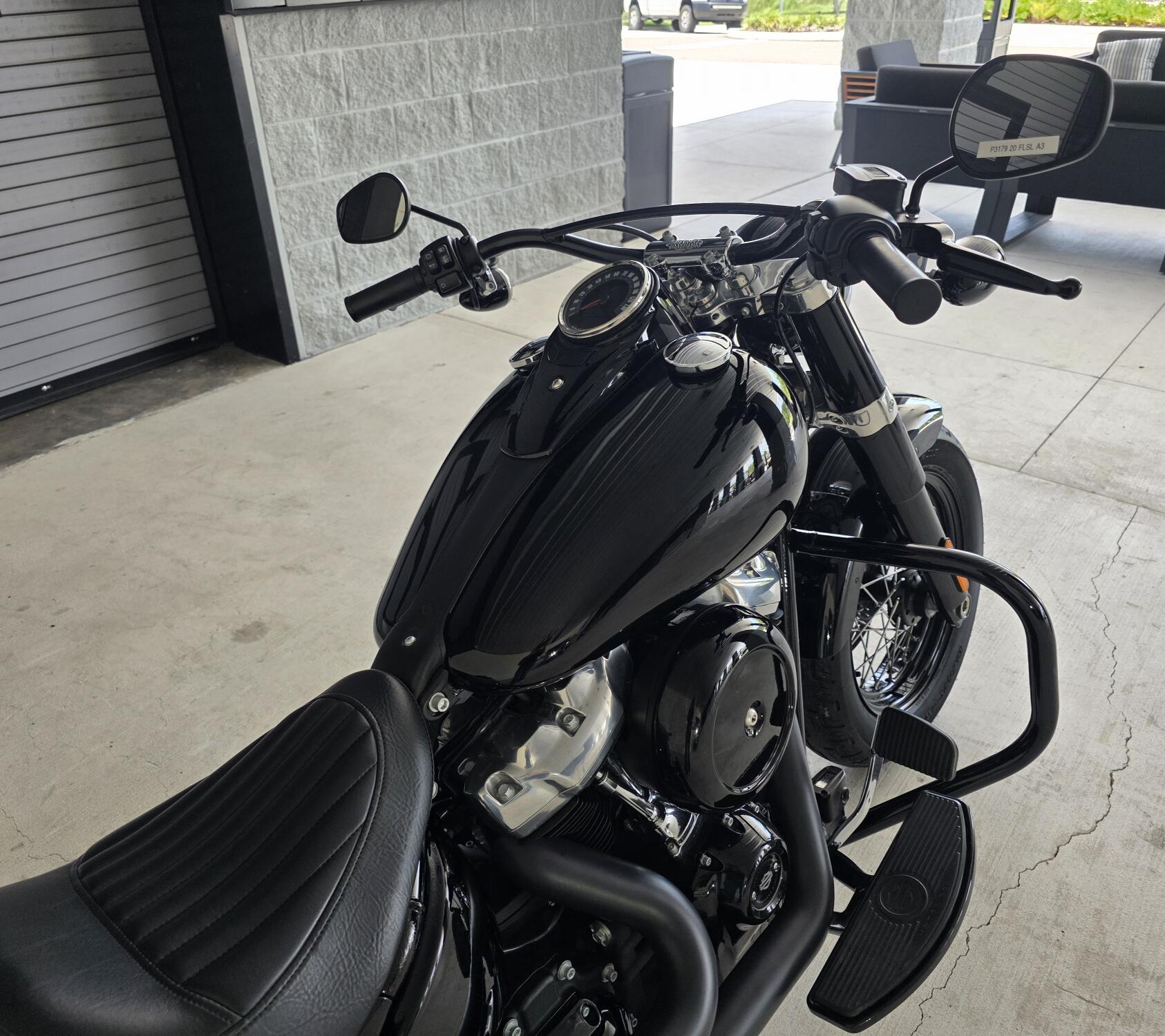2020 Harley-Davidson® Softail Slim® Vivid Black, photo 7