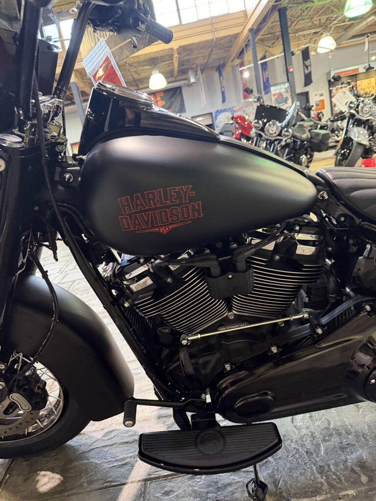 2026 Harley-Davidson® Deadwood™, photo 13