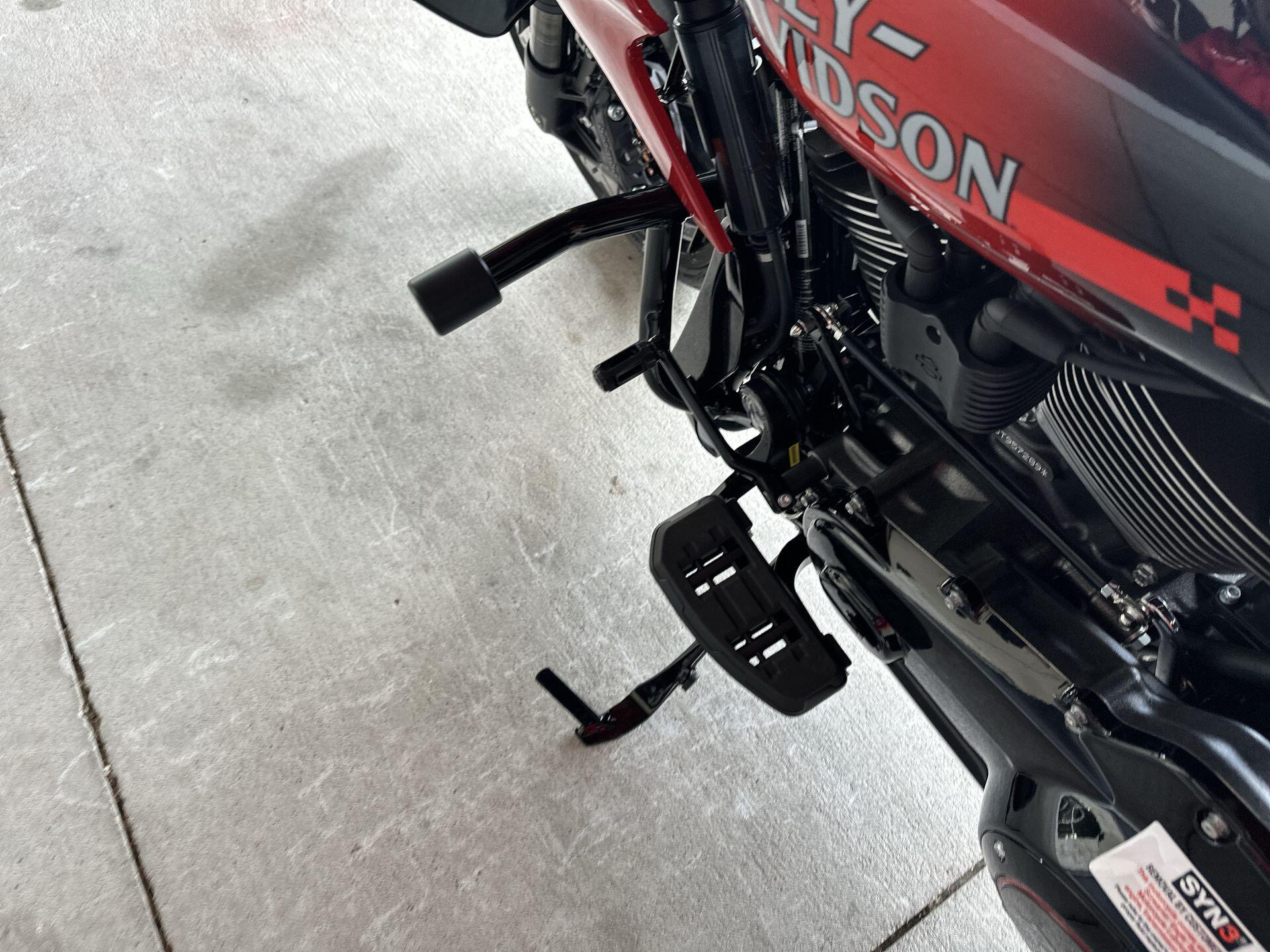 2026 Harley-Davidson® CVO Road Glide ST FLTRXSTSE, photo 20