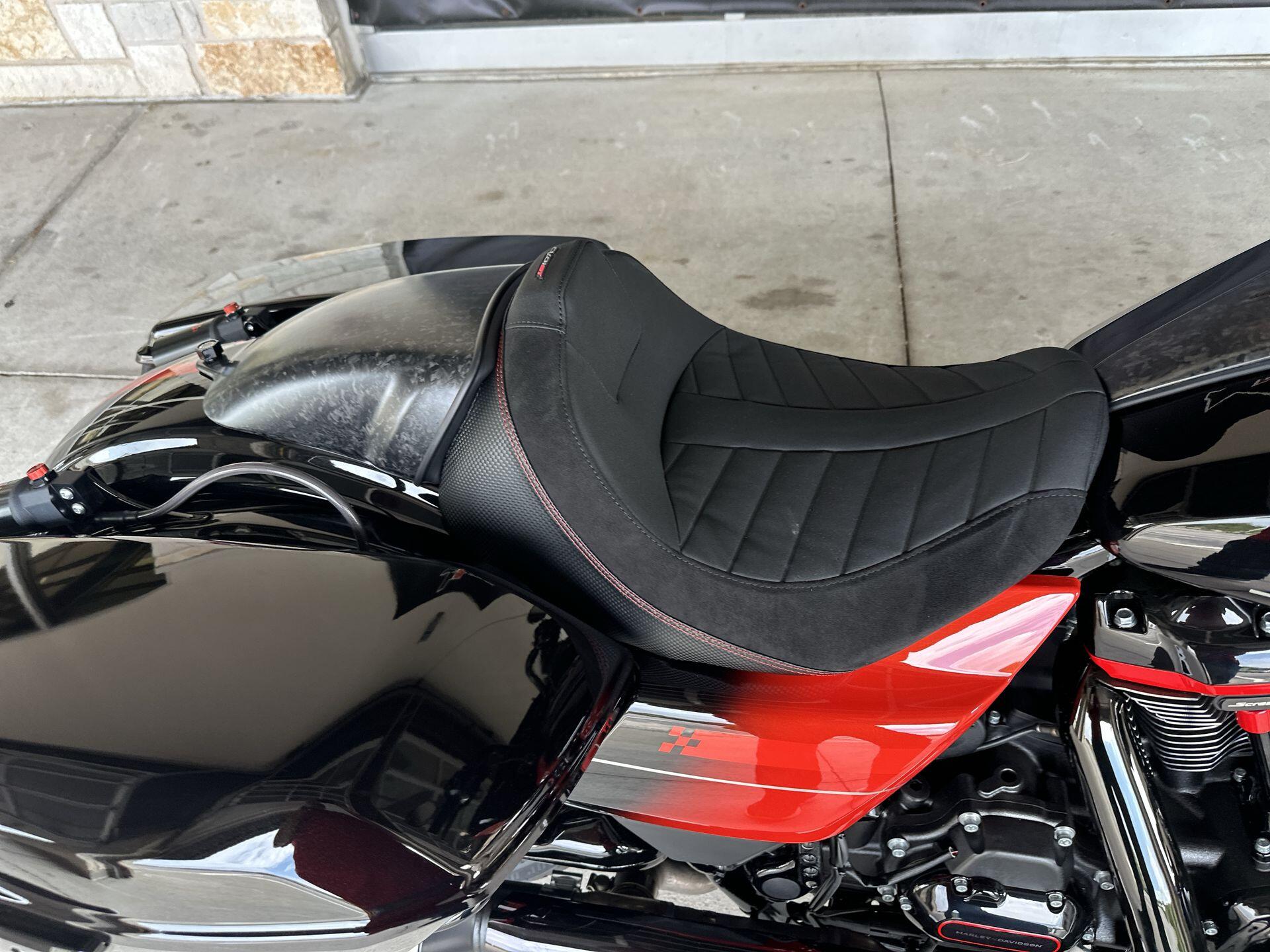 2026 Harley-Davidson® CVO Road Glide ST FLTRXSTSE, photo 15
